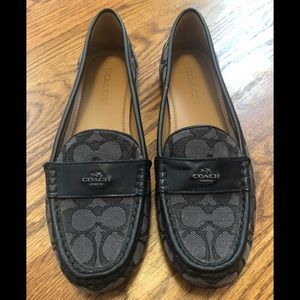 Coach Woman’s Loafers Flats EUC 8